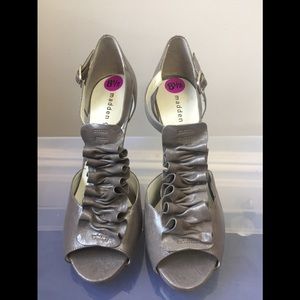 Steve Madden Girl Gray high heels